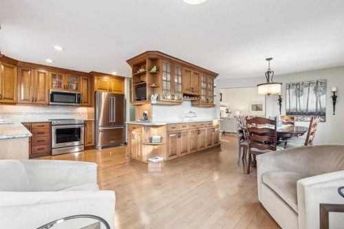 6 Glenbrook Crescent, Cochrane, AB - Indoor Photo Showing Other Room