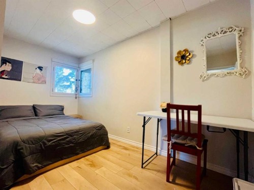 105 2 Avenue Ne, Sundre, AB - Indoor Photo Showing Bedroom