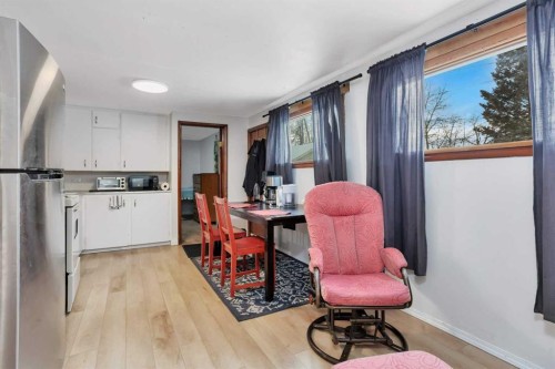 105 2 Avenue Ne, Sundre, AB - Indoor Photo Showing Office