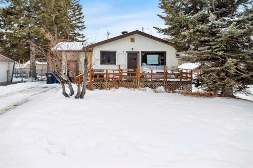 105 2 Avenue NE Sundre, AB T0M 1X0