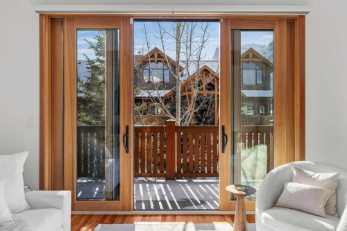 4-511 6Th Avenue, Canmore, AB - Indoor