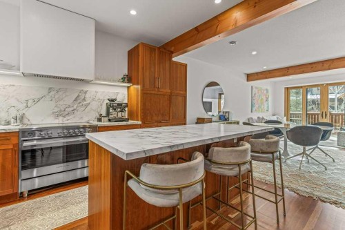 4-511 6Th Avenue, Canmore, AB - Indoor Photo Showing Kitchen With Upgraded Kitchen