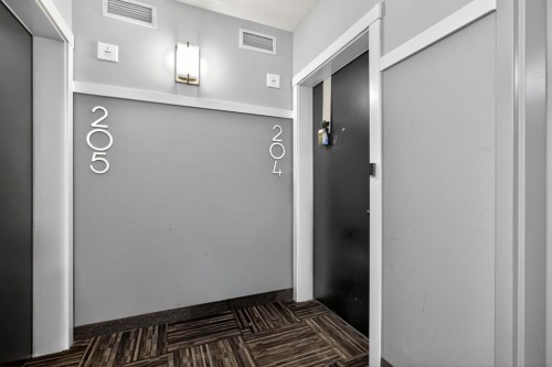 204-4150 Seton Drive Se, Calgary, AB - Indoor Photo Showing Other Room