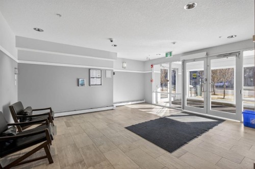 204-4150 Seton Drive Se, Calgary, AB - Indoor Photo Showing Other Room