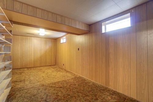 524 51 Avenue West, Claresholm, AB - Indoor