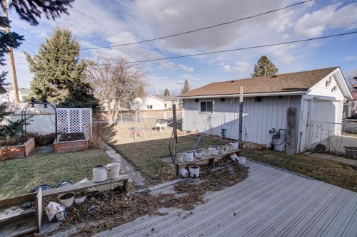 524 51 Avenue West, Claresholm, AB - Outdoor