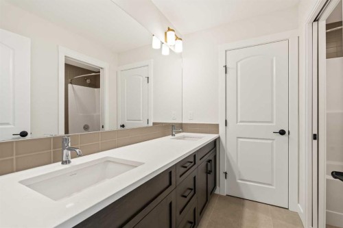27 Setonvista Grove Se, Calgary, AB - Indoor Photo Showing Bathroom