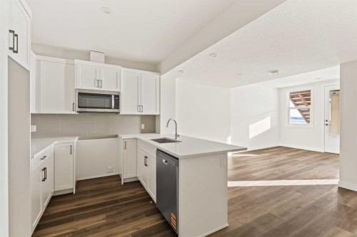 27 Setonvista Grove Se, Calgary, AB - Indoor Photo Showing Kitchen