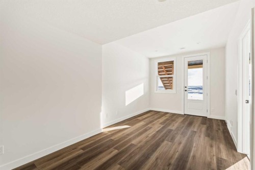27 Setonvista Grove Se, Calgary, AB - Indoor Photo Showing Other Room