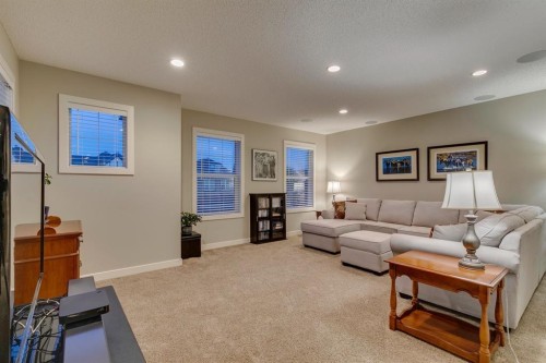 101 Cranarch Common Se, Calgary, AB - Indoor Photo Showing Living Room