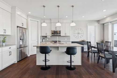 101 Cranarch Common Se, Calgary, AB - Indoor Photo Showing Kitchen With Upgraded Kitchen