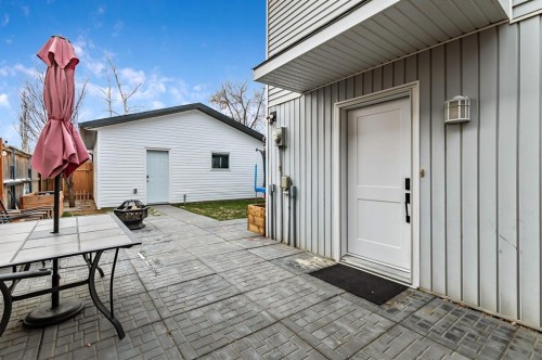 29 Green Meadow Crescent, Strathmore, AB - Outdoor With Deck Patio Veranda With Exterior