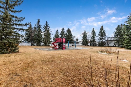 29 Green Meadow Crescent, Strathmore, AB - Outdoor