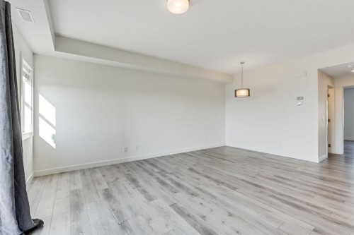 91 Spring Creek Common Sw, Calgary, AB - Indoor Photo Showing Other Room