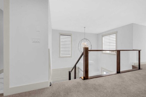 127 Evansview Road Nw, Calgary, AB - Indoor Photo Showing Other Room
