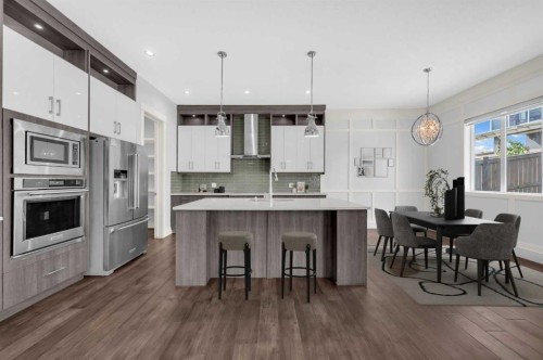 127 Evansview Road Nw, Calgary, AB - Indoor Photo Showing Kitchen With Upgraded Kitchen