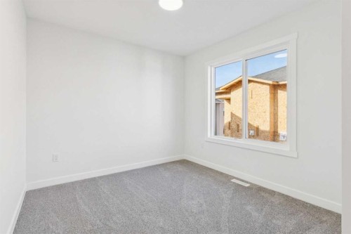 204-95 Saddlecrest Circle Ne, Calgary, AB - Indoor Photo Showing Other Room