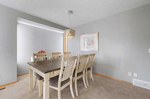 105 Citadel Crest Park Nw, Calgary, AB - Indoor Photo Showing Dining Room