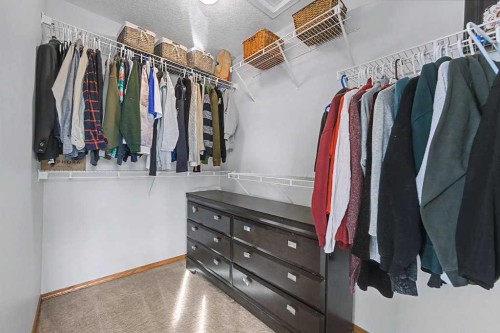 105 Citadel Crest Park Nw, Calgary, AB - Indoor With Storage