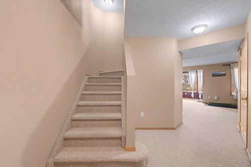 105 Citadel Crest Park Nw, Calgary, AB - Indoor Photo Showing Other Room