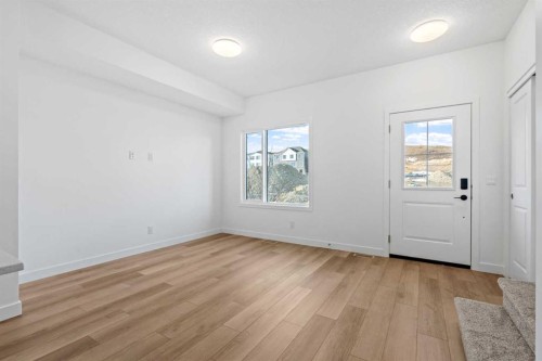 1007-25 Wildwoods Court Sw, Airdrie, AB - Indoor Photo Showing Other Room