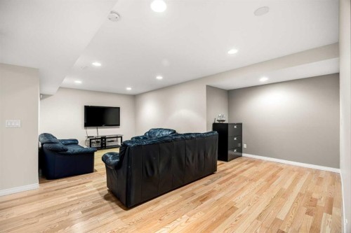 34 Edgeridge Mews Nw, Calgary, AB - Indoor