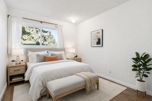 54-366 94 Avenue Se, Calgary, AB - Indoor Photo Showing Bedroom