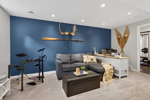 317 Legacy Boulevard Se, Calgary, AB - Indoor