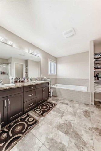 71 Martha'S Meadow Close Ne, Calgary, AB 