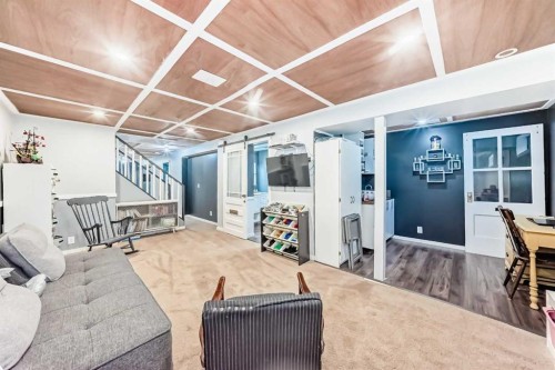 12 Taraglen Road Ne, Calgary, AB - Indoor