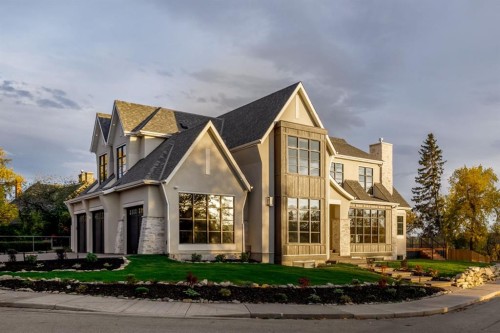 2920 Toronto Crescent Nw, Calgary, AB - Outdoor With Facade