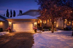 110 West Lakeview Crescent  Chestermere, AB T1X 1P0