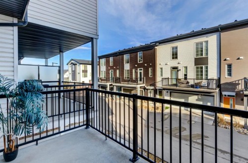 888 Walgrove Boulevard Se, Calgary, AB 