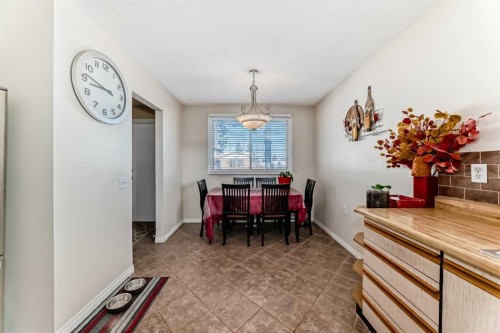 208 Bracewood Road Sw, Calgary, AB - Indoor
