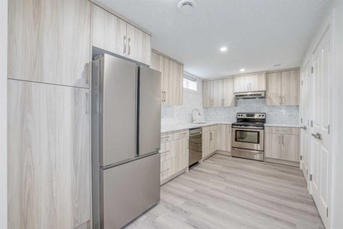 152 Falconridge Crescent Ne, Calgary, AB 