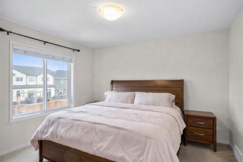 50 Legacy Glen Common Se, Calgary, AB - Indoor Photo Showing Bedroom