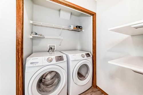 21 Hillview Road, Strathmore, AB - Indoor Photo Showing Laundry Room
