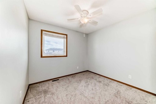 21 Hillview Road, Strathmore, AB - Indoor Photo Showing Other Room