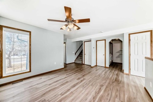 21 Hillview Road, Strathmore, AB - Indoor Photo Showing Other Room