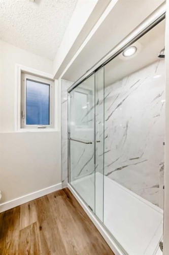 624 Shawinigan Drive Sw, Calgary, AB - Indoor Photo Showing Other Room