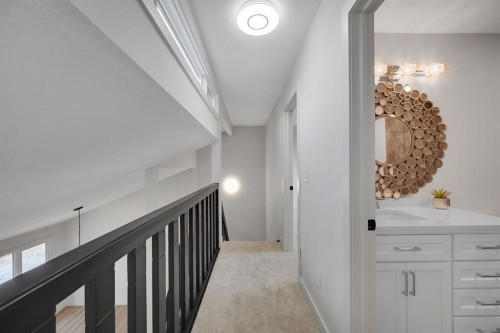 308 Doverview Crescent Se, Calgary, AB - Indoor Photo Showing Other Room