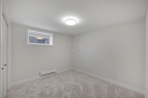 308 Doverview Crescent Se, Calgary, AB - Indoor Photo Showing Other Room