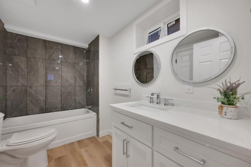 308 Doverview Crescent Se, Calgary, AB - Indoor Photo Showing Bathroom