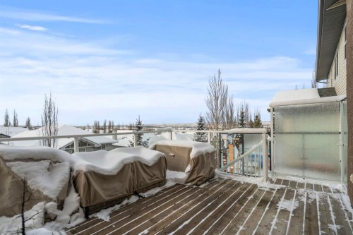 153 Crestridge Way Sw, Calgary, AB - Outdoor