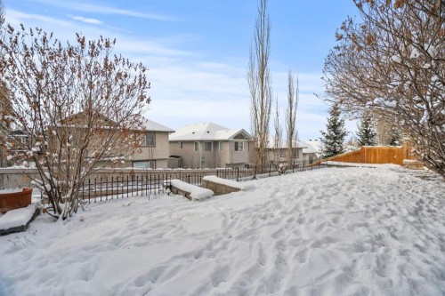 153 Crestridge Way Sw, Calgary, AB - Outdoor