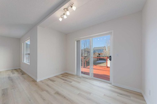 320 Citadel Meadow Bay Nw, Calgary, AB - Indoor Photo Showing Other Room
