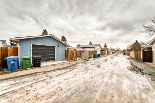 707 Malvern Drive Ne, Calgary, AB - Outdoor