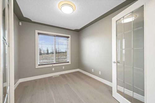 5619 Coach Hill Road Sw, Calgary, AB - Indoor Photo Showing Other Room