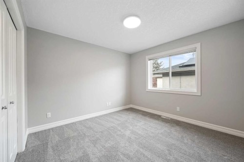 5619 Coach Hill Road Sw, Calgary, AB - Indoor Photo Showing Other Room