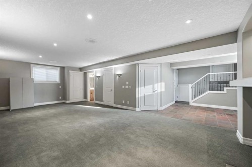 5619 Coach Hill Road Sw, Calgary, AB - Indoor Photo Showing Other Room